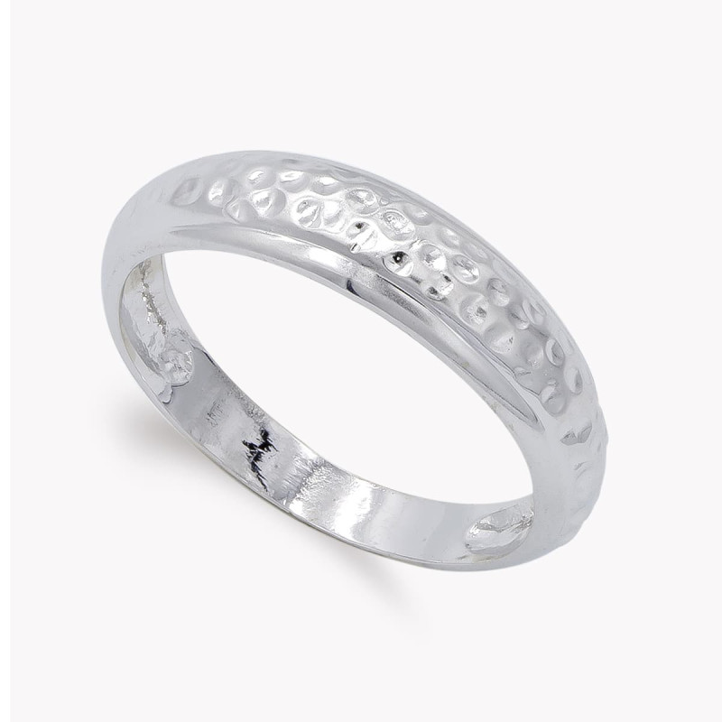 18K SORTIJA ORO BLANCO LISA MARTILLADA. ANCHO: 5 MM