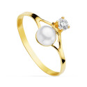 18K SORTIJA ORO AMARILLO CON PERLA DE 4,5 MM Y CIRCONITA. ANCHO: 8,5 MM 18K SORTIJA ORO AMARILLO CON PERLA DE 4,5 MM Y CIRCONITA. ANCHO: 8,5 MM