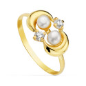 18K SORTIJA ORO AMARILLO MOTIVO CON DOS PERLAS Y CIRCONITAS. ANCHO: 7,5 MM 18K SORTIJA ORO AMARILLO MOTIVO CON DOS PERLAS Y CIRCONITAS. ANCHO: 7,5 MM