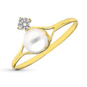 9K SORTIJA ORO AMARILLO CON PERLA DE 5,5 MM Y CIRCONITAS. ANCHO: 9,5 MM 9K SORTIJA ORO AMARILLO CON PERLA DE 5,5 MM Y CIRCONITAS. ANCHO: 9,5 MM