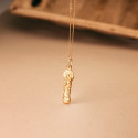 18K MEDALLA SILUETA ORO AMARILLO VIRGEN DE LA ALMUDENA 28X9 MM 18K MEDALLA SILUETA ORO AMARILLO VIRGEN DE LA ALMUDENA 28X9 MM