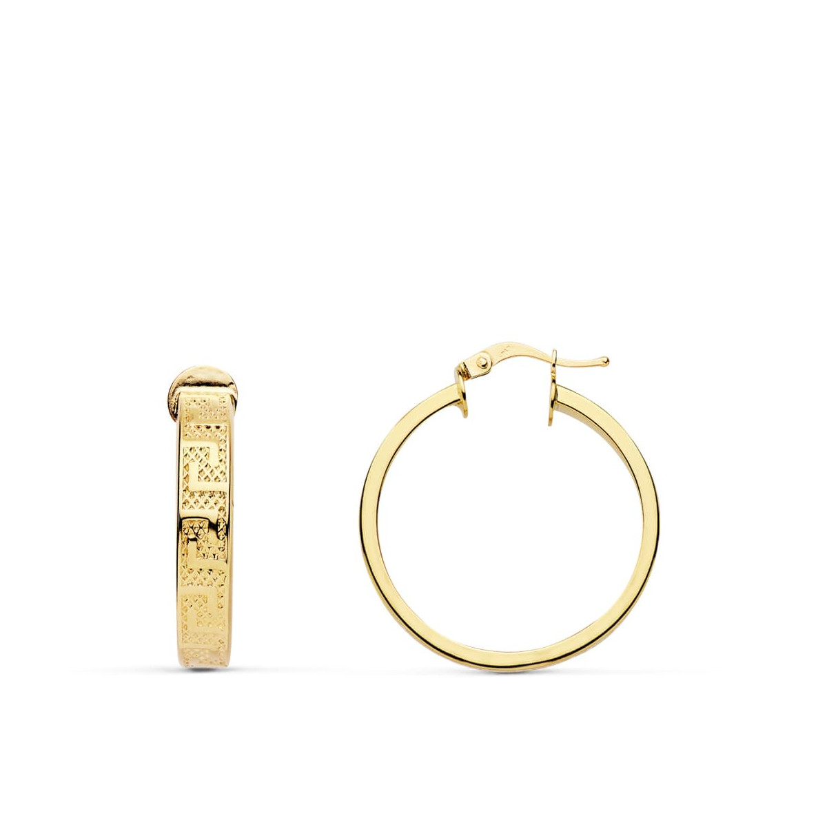 18K AROS ORO AMARILLO HUECOS CON GRECA. MEDIDA: 20X4 MM. GROSOR: 1,5 MM