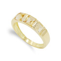 18K SORTIJA ORO AMARILLO TRES PIEDRAS TOPACIO. ANCHO: 4.5 MM 18K SORTIJA ORO AMARILLO TRES PIEDRAS TOPACIO. ANCHO: 4.5 MM