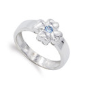 18K SORTIJA ORO BLANCO TREBOL CON CIRCONITA AGUAMARINA. ANCHO: 10 MM 18K SORTIJA ORO BLANCO TREBOL CON CIRCONITA AGUAMARINA. ANCHO: 10 MM