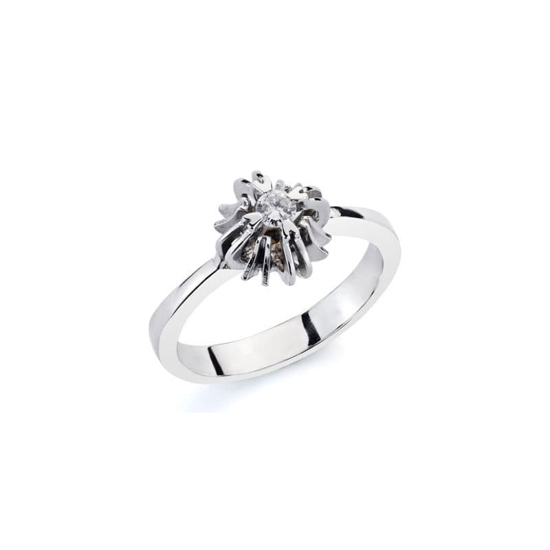 18K SOLITARIO ORO BLANCO DIAMANTE NATURAL  TALLA BRILLANTE 0.100 QTS. ANCHO: 9MM. ALTO: 7MM