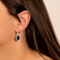 18K PENDIENTES ORO BLANCO DOS CUERPOS CON PIEDRA AZUL 12 X 8MM. 33X12MM CIERRE PRESION