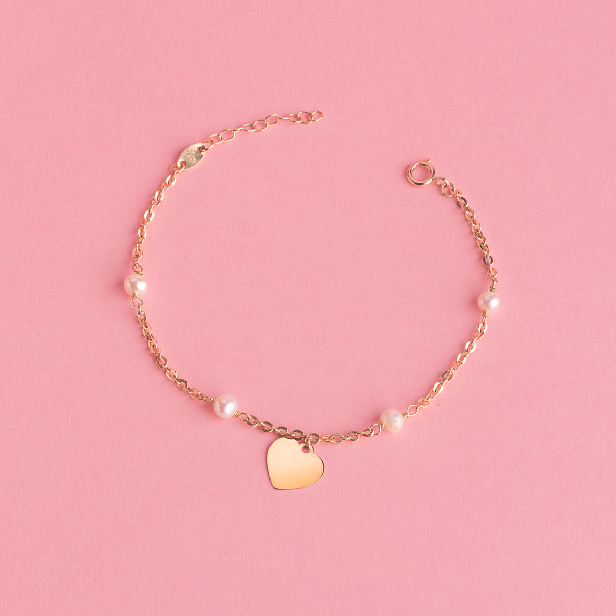 18K PULSERA ORO AMARILLO CON PERLAS 3.5MM Y PLACA CHAPA CORAZON 10MM. LARGO: 15 2CM C. AMOR