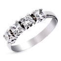 9k SORTIJA ORO BLANCO CON CIRCONITAS EN GARRAS. ANCHO: 4 MM 9k SORTIJA ORO BLANCO CON CIRCONITAS EN GARRAS. ANCHO: 4 MM