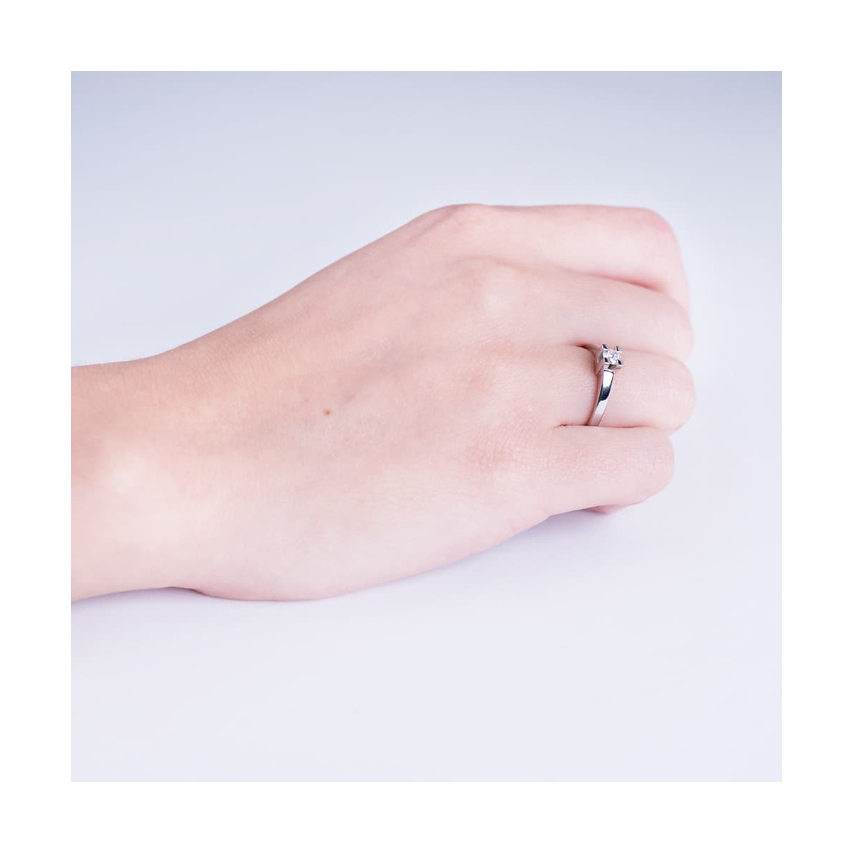 18K SOLITARIO ORO BLANCO DIAMANTE NATURAL TALLA BRILLANTE 0.200 QTS. SI-H