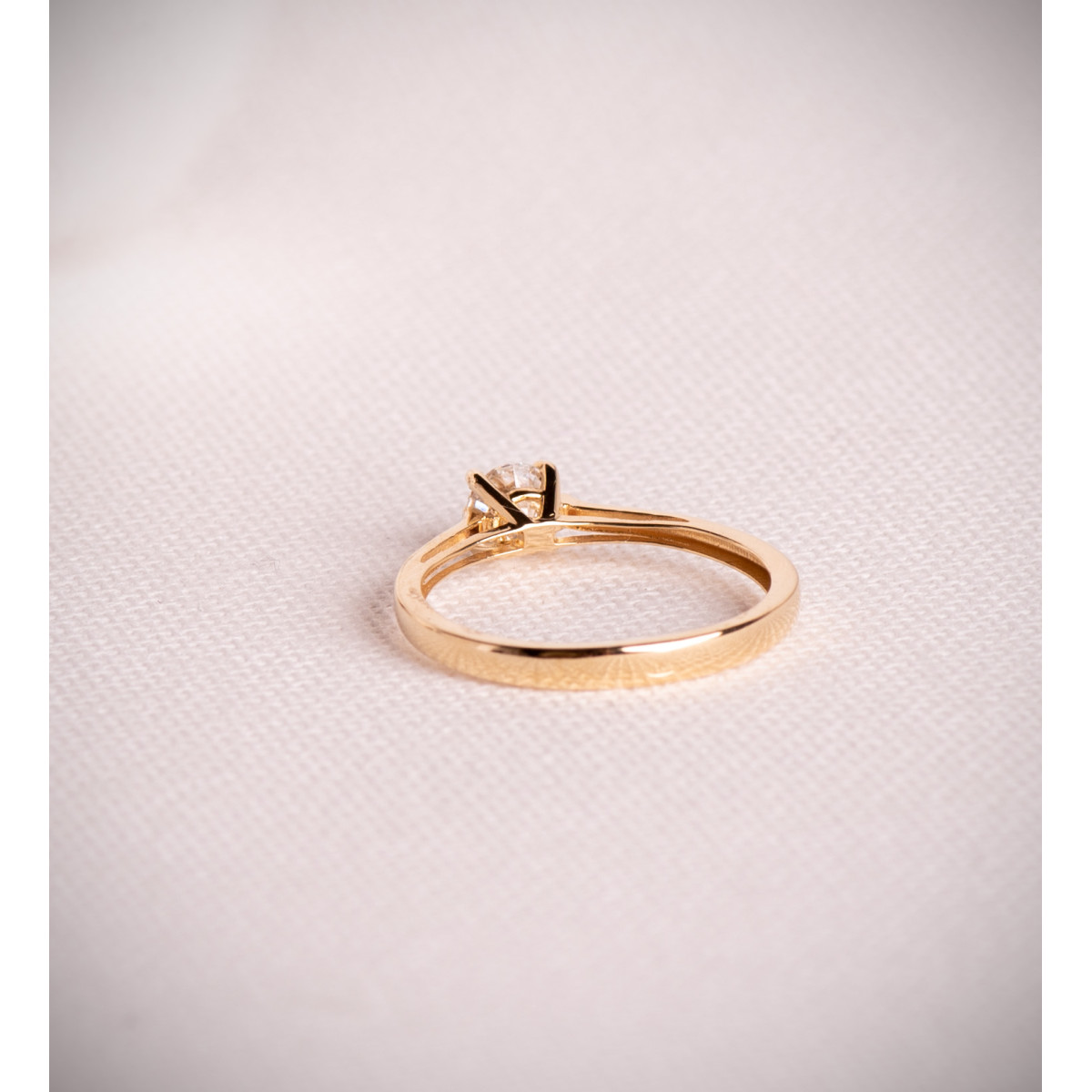 18K SOLITARIO ORO AMARILLO 4 GARRAS CON DIAMANTE LABORATORIO 0,50 QTES. G - VS1