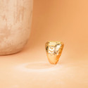 18K SELLO ORO AMARILLO CABALLERO MATE Y BRILLO. ZONA GRABADO 14X15 MM