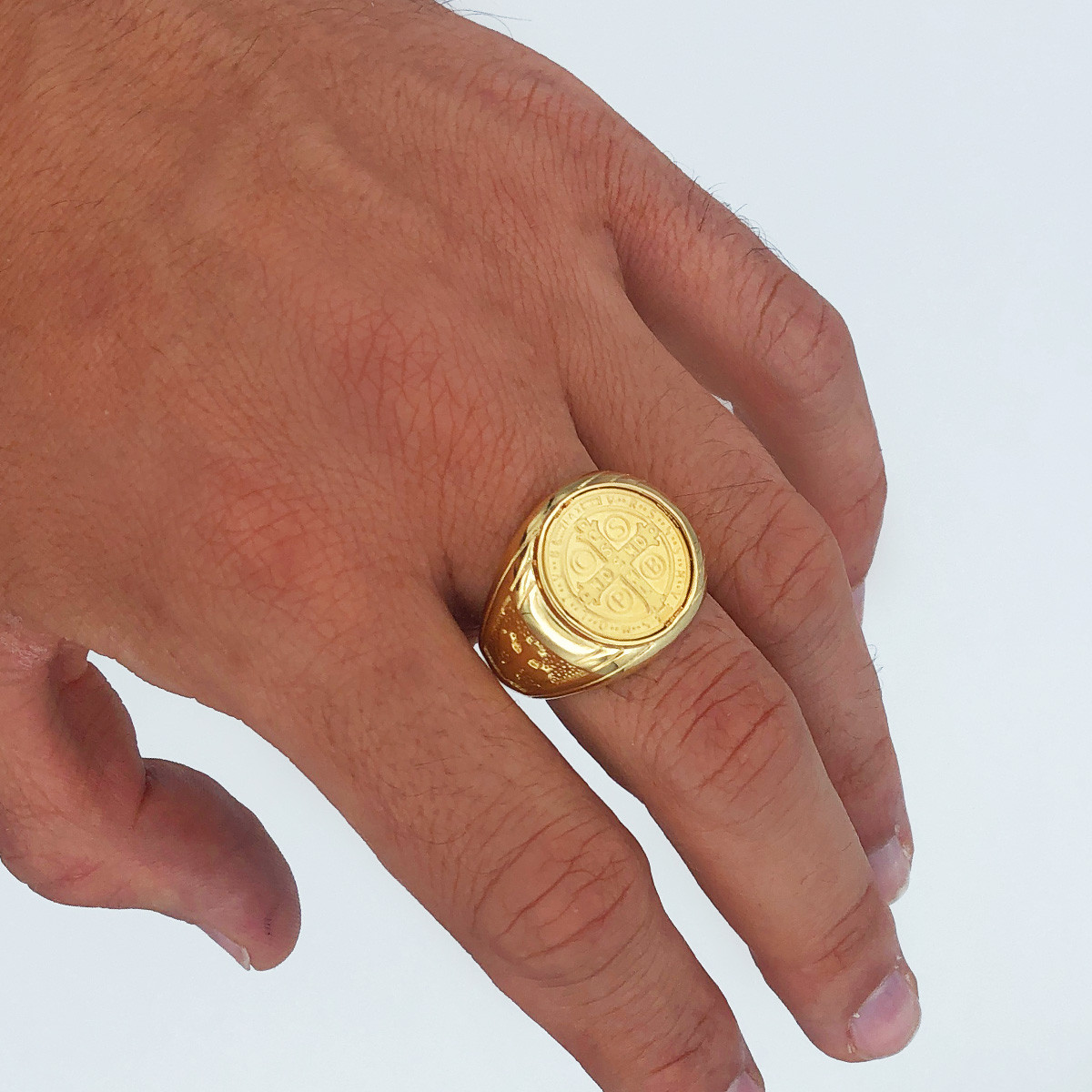18K SELLO ORO AMARILLO CRUZ DE SAN BENITO 16 MM ANCHO 22 MM