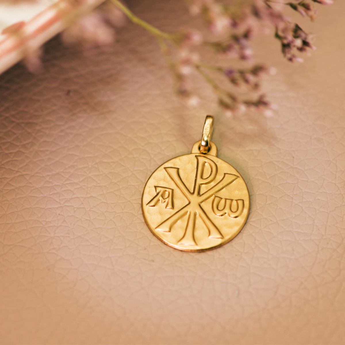 18K MEDALLA ORO AMARILLO CRUZ DE CRISMON MARTELE  18 MM