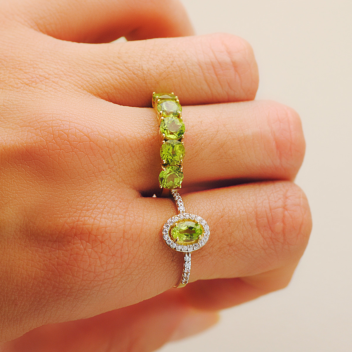 18K SORTIJA ORO AMARILLO CON OLIVINA Y CIRCONITA OLIVINA 6X4 MM 0,47  QTS