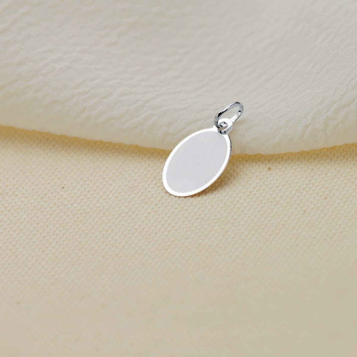 9K MEDALLA ORO AMARILLO ORO BLANCO ANGELITO BURLON 17X10 MM