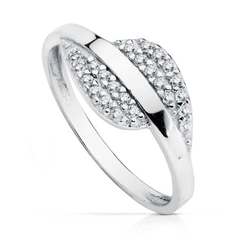 9K SORTIJA ORO BLANCO CUERPO LISO CON LATERAL DE CIRCONITAS. ANCHO: 8 MM