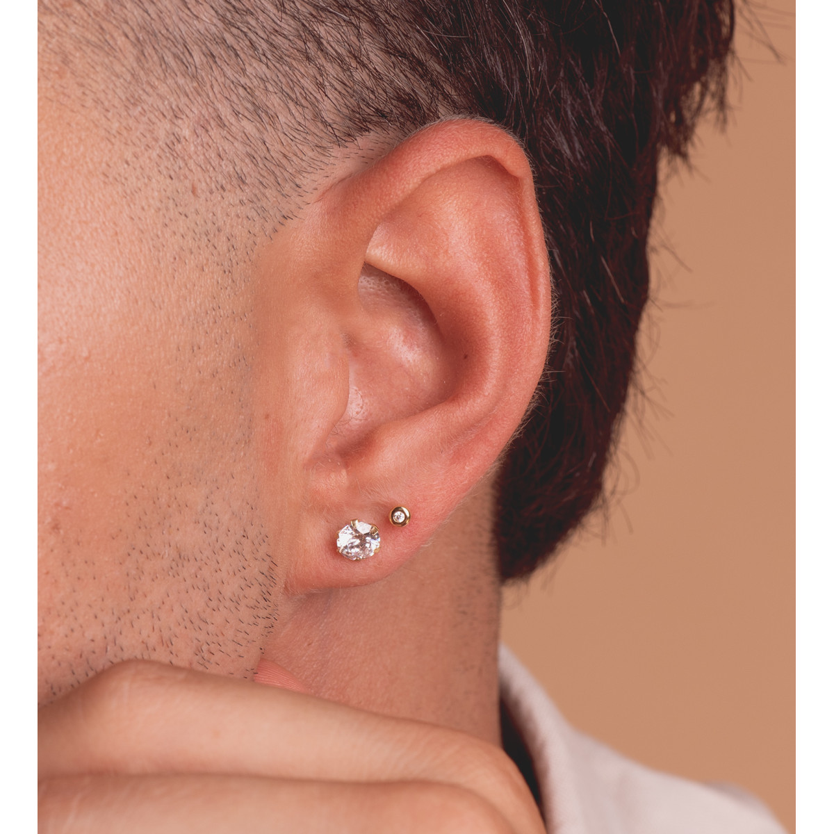 18K PENDIENTES ORO AMARILLO 6 GARRAS CON CIRCONITA. ANCHO: 6 MM CIERRE PRESION