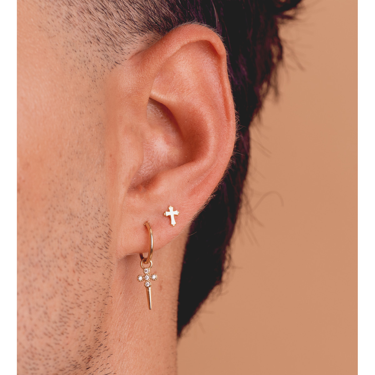 18K PENDIENTES ORO AMARILLO CRUZ EN BRILLO 6 X 4,5 MM. CIERRE PRESION