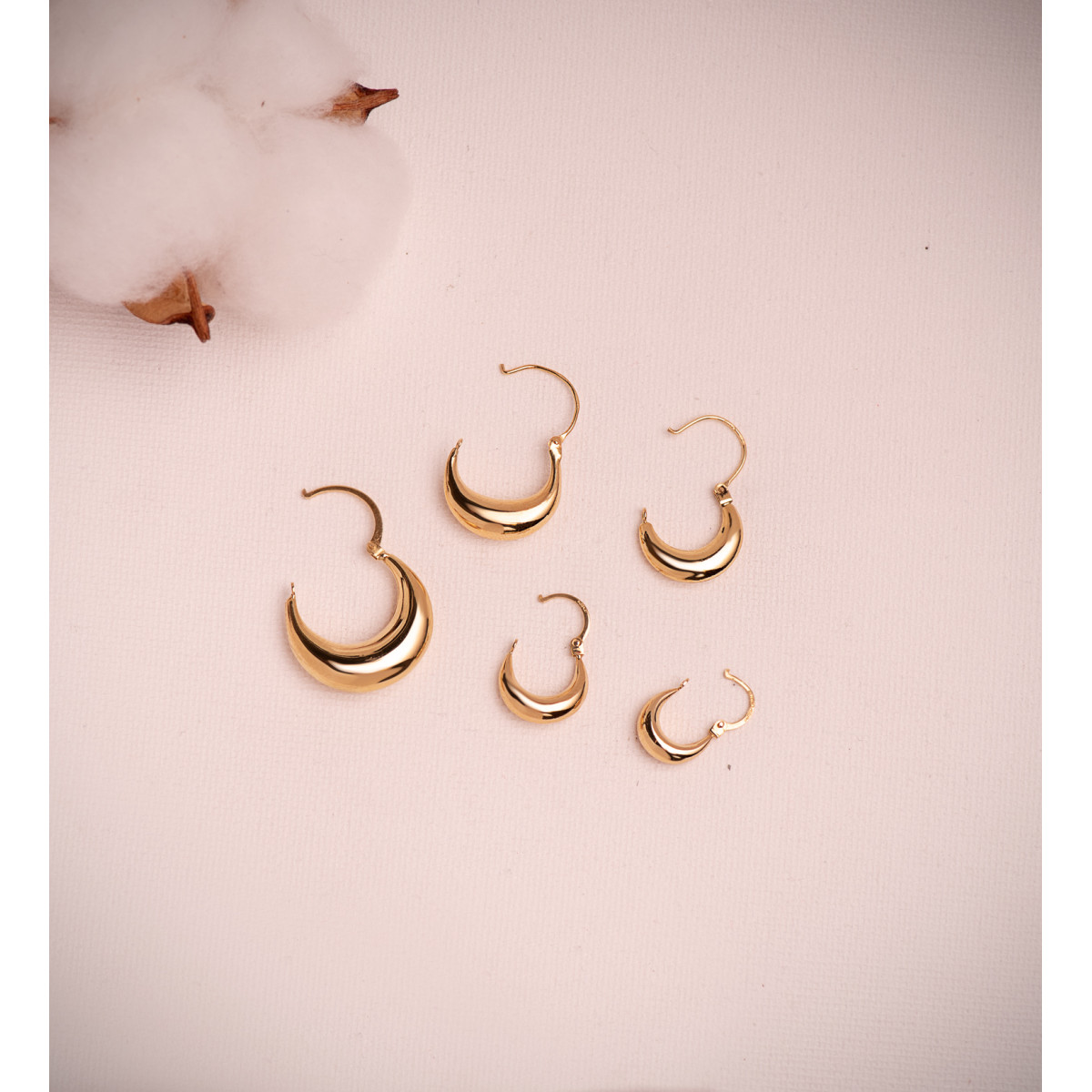 18K PENDIENTES AROS ORO AMARILLO MORCILLA HUECOS. MEDIDA: 21X17 MM CIERRE GANCHO. GROSOR: 5 MM