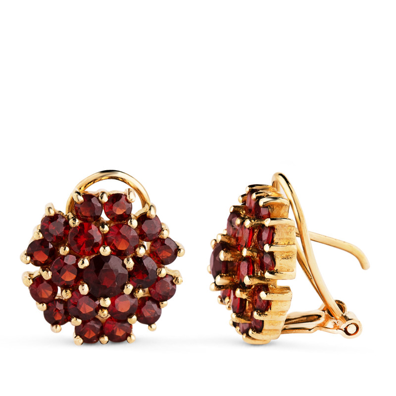 18K PENDIENTES ORO AMARILLO CON GRANATES EN GARRAS. MEDIDA: 14X14 MM CIERRE OMEGA