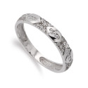 18K SORTIJA ORO BLANCO CON CIRCONITA Y DETALLES EN BRILLO. ANCHO 3.5 MM