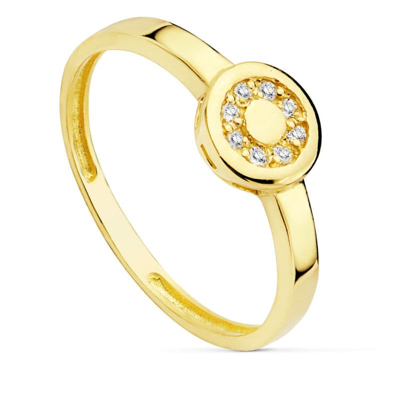 18K SORTIJA ORO AMARILLO MOTIVO REDONDO CON CIRCONITAS. ANCHO: 6,5 MM