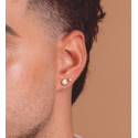 18K PIERCING DE OREJA ORO AMARILLO CHATON 3 MM CON CIRCONITA. GRUESO BARRA 1.20 MM. CIERRE TUERCA