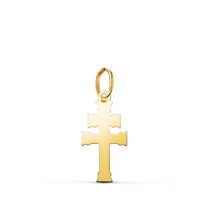 18K COLGANTE ORO AMARILLO CRUZ DE CARAVACA EN BRILLO. MEDIDA: 18 X 9 MM