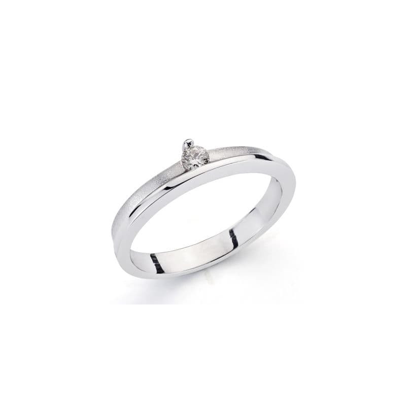 18K SORTIJA ORO BLANCO Y DIAMANTE NATURAL  0.085 QTS. ANCHO: 4,5MM
