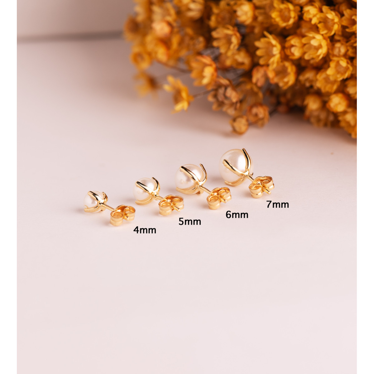 18K PENDIENTES ORO AMARILLO PERLAS CON 4 GARRAS. MEDIDA: 7 MM. CIERRE PRESION