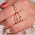 18K SORTIJA ORO AMARILLO 6 DIAMANTES DE LABORATORIO 0,030  QTS. G-VS2. OLIVINA 3 MM