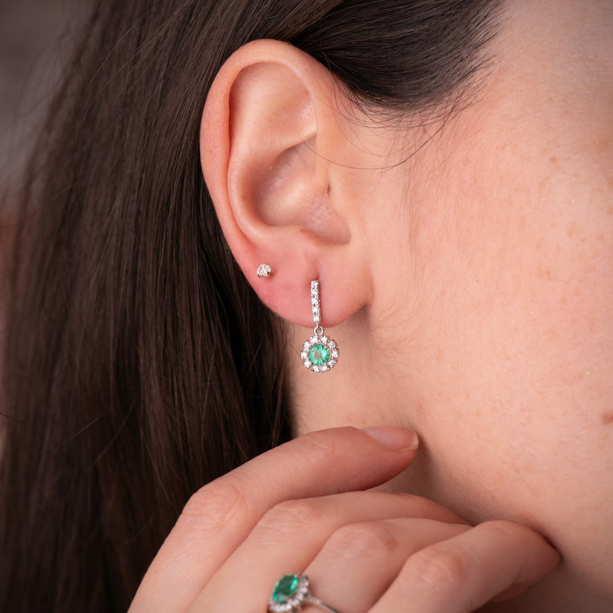 18K PENDIENTES ESMERALDA FINA Y CIRCONITAS PRESION