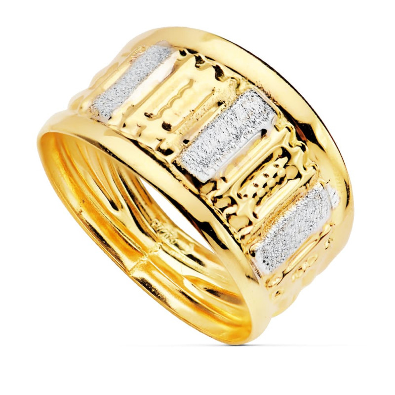 9K SORTIJA ORO BICOLOR TALLADA CON DETALLES EN RELIEVE. ANCHO: 10 MM