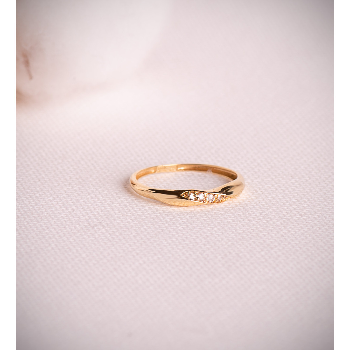 18K SORTIJA ORO AMARILLO RELIADA CON DIAMANTES 0,05QTES. E - VS2. ANCHO: 2,5 MM